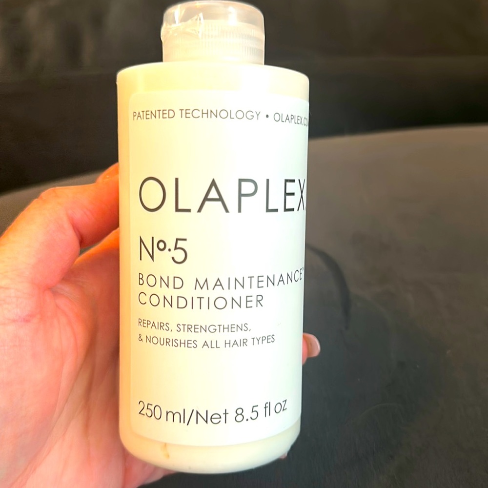 OLAPLEX NO. 5 BOND MAINTENANCE CONDITIONER 8.5 oz big size BRAND NEW